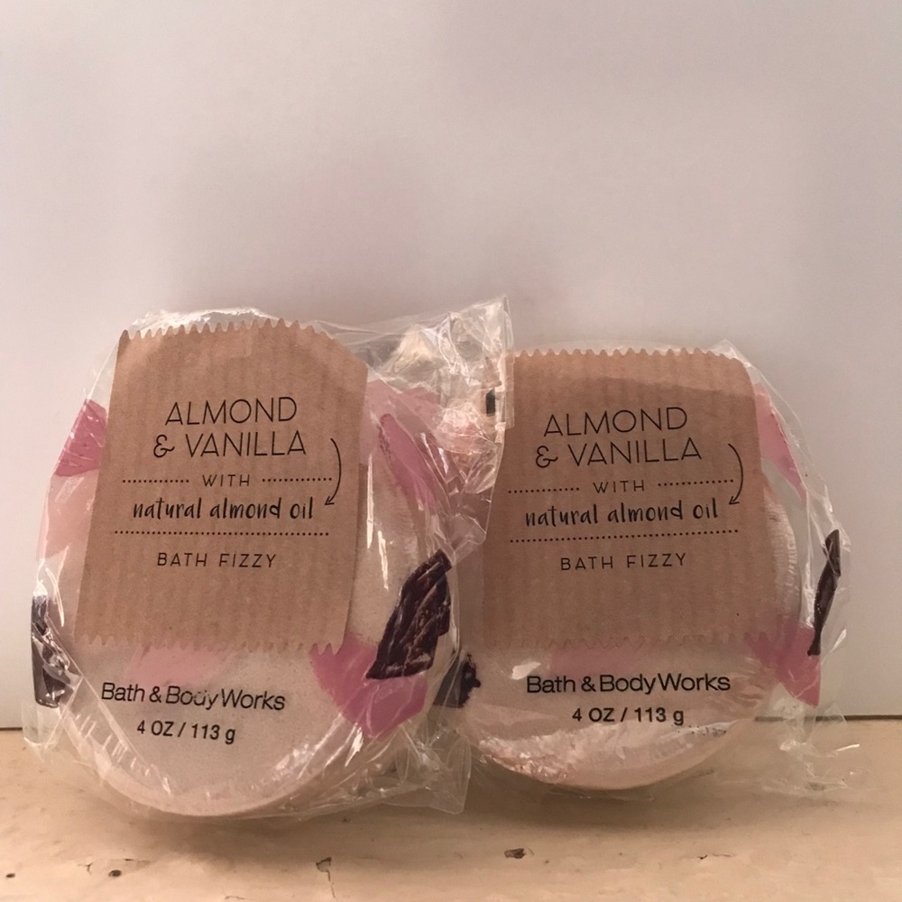 Bath and Body Works Almond and Vanilla Bath Bombs